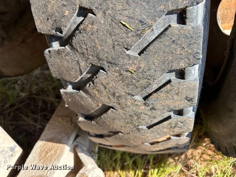 image for item OM9576 1998 Mack RD690S ready mix truck