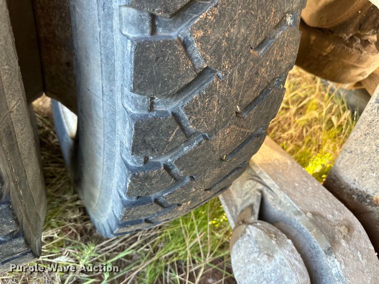 image for item OM9576 1998 Mack RD690S ready mix truck