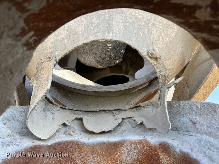 image for item OM9577 1997 Mack RD690S ready mix truck