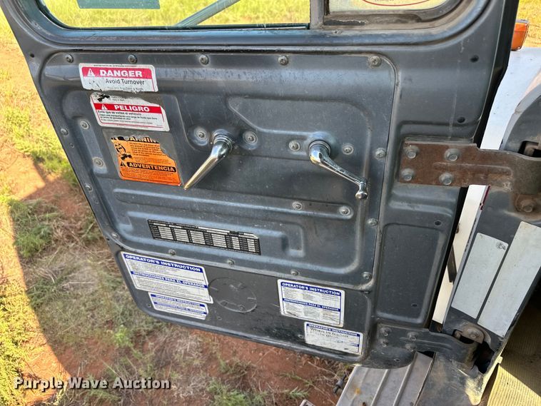 image for item OM9577 1997 Mack RD690S ready mix truck