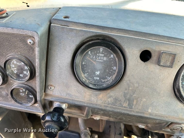 image for item OM9577 1997 Mack RD690S ready mix truck