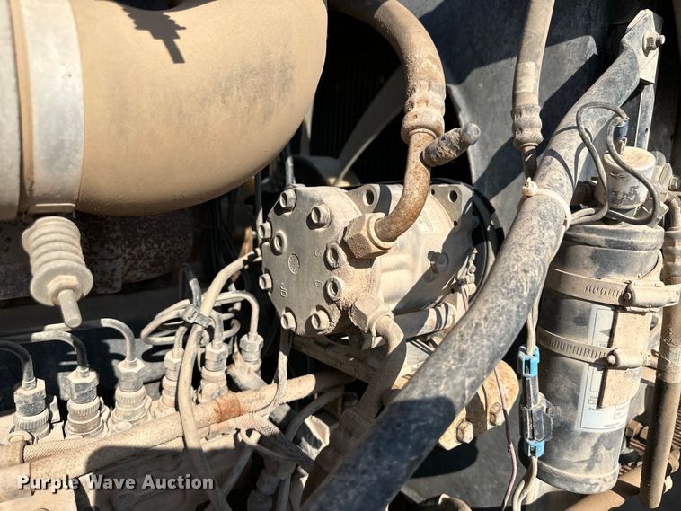 image for item OM9577 1997 Mack RD690S ready mix truck