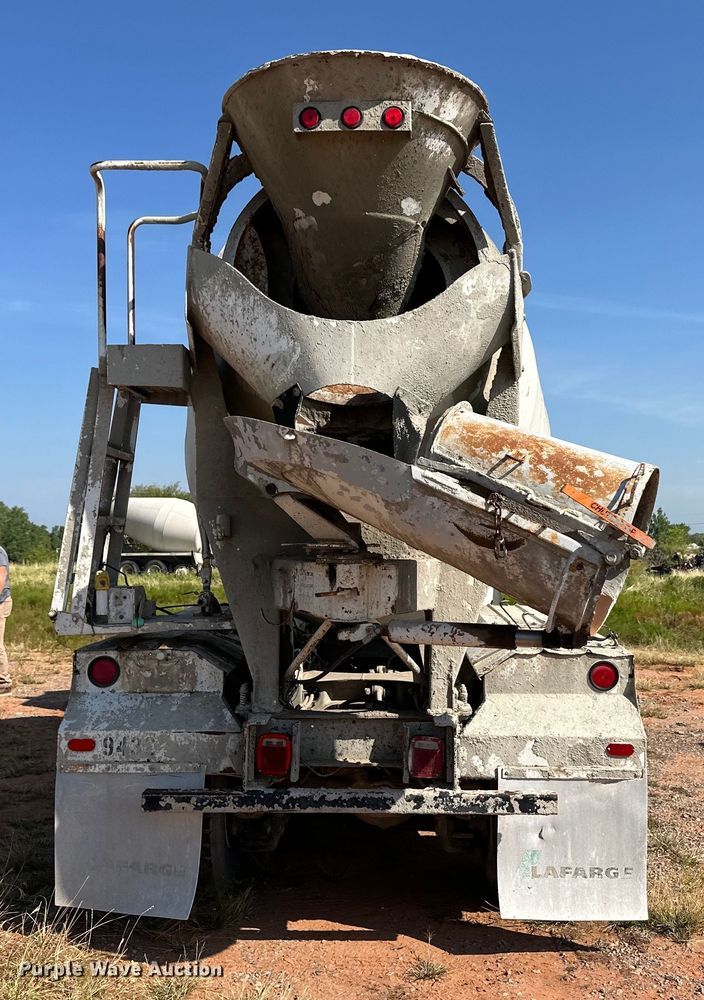 image for item OM9581 1994 Mack DM690S ready mix truck