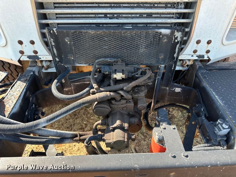 image for item OM9581 1994 Mack DM690S ready mix truck