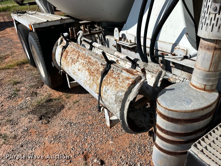 image for item OM9581 1994 Mack DM690S ready mix truck