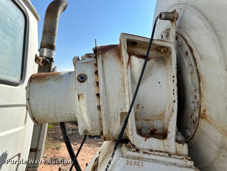 image for item OM9581 1994 Mack DM690S ready mix truck