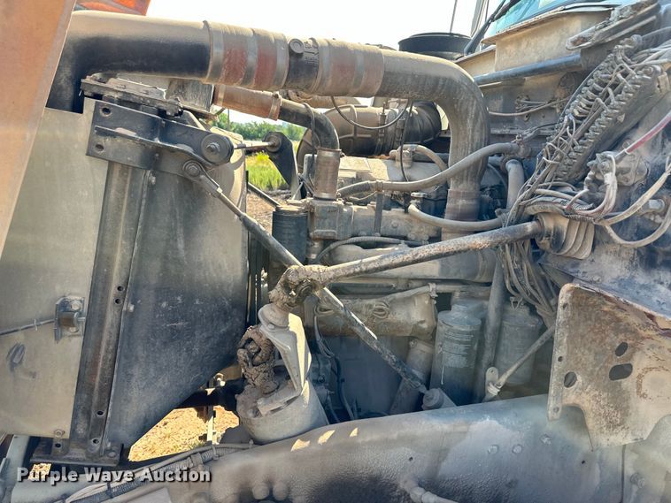 image for item OM9581 1994 Mack DM690S ready mix truck