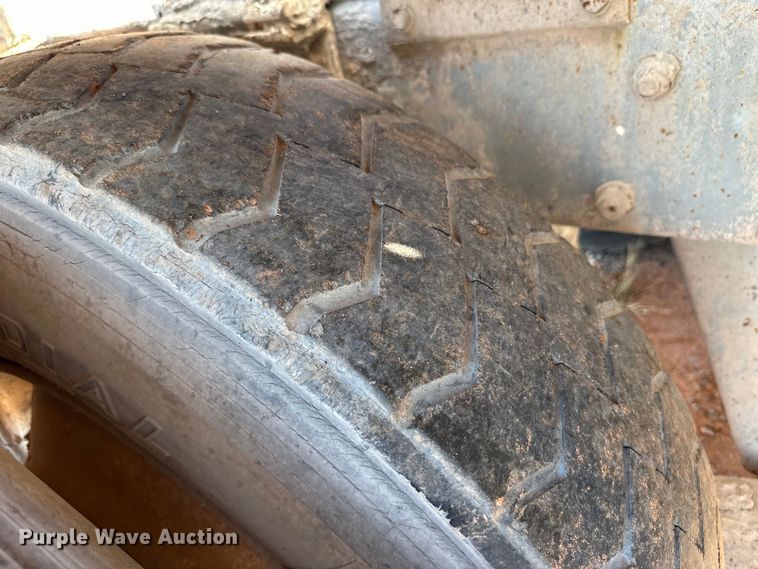 image for item OM9581 1994 Mack DM690S ready mix truck