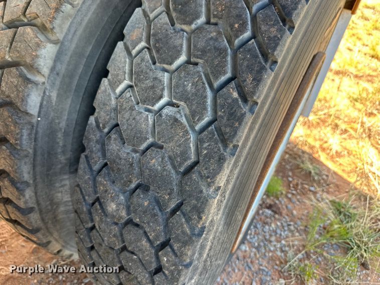 image for item OM9581 1994 Mack DM690S ready mix truck