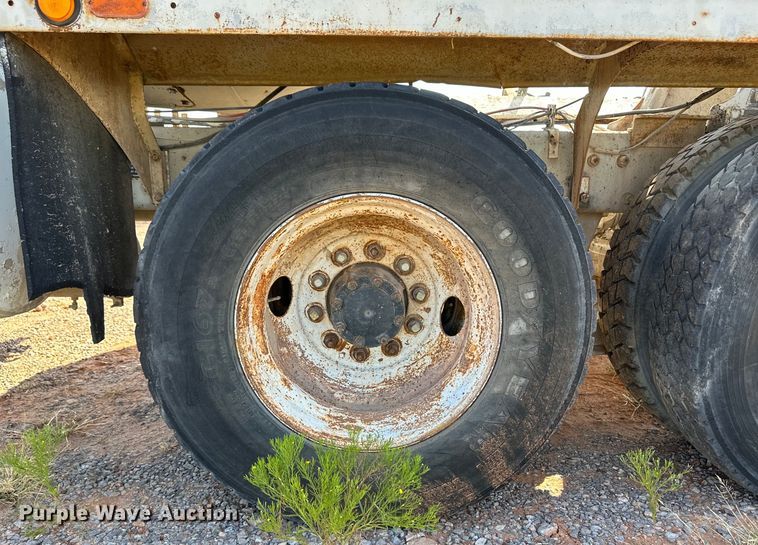 image for item OM9581 1994 Mack DM690S ready mix truck