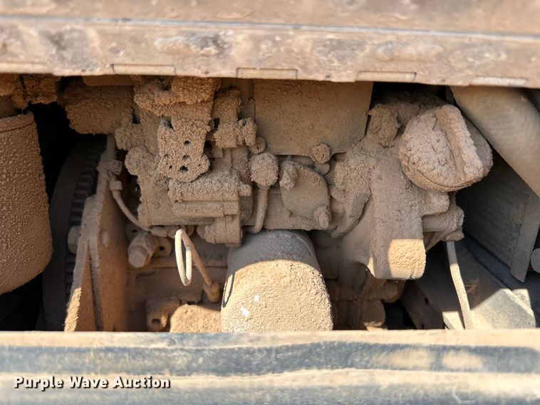 image for item OM9582 2007 International 9400i semi truck