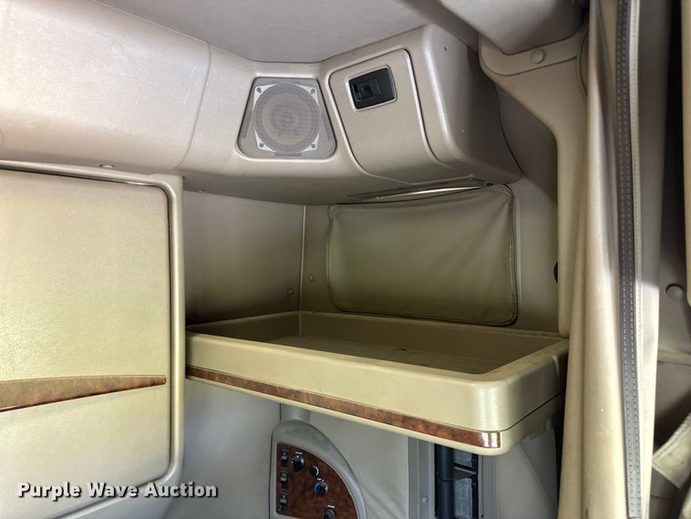 image for item OM9582 2007 International 9400i semi truck