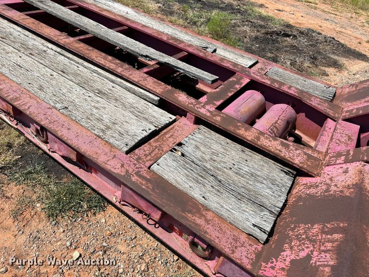 image for item OM9583 1988 Trail King lowboy equipment trailer