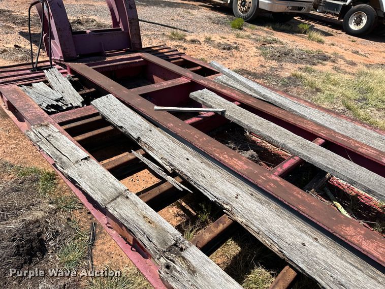 image for item OM9583 1988 Trail King lowboy equipment trailer