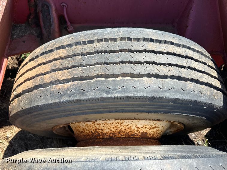 image for item OM9583 1988 Trail King lowboy equipment trailer