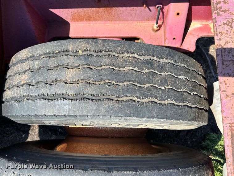 image for item OM9583 1988 Trail King lowboy equipment trailer