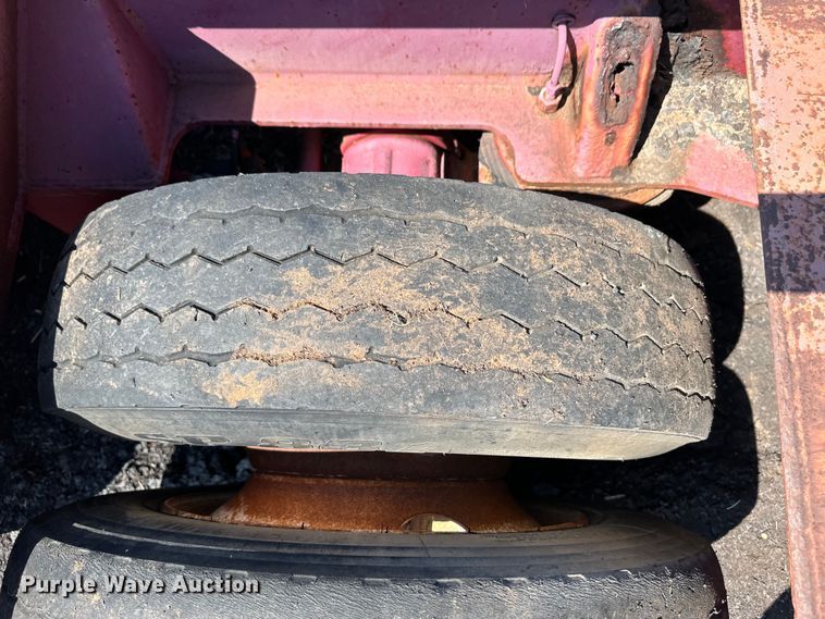 image for item OM9583 1988 Trail King lowboy equipment trailer