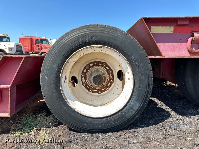 image for item OM9583 1988 Trail King lowboy equipment trailer