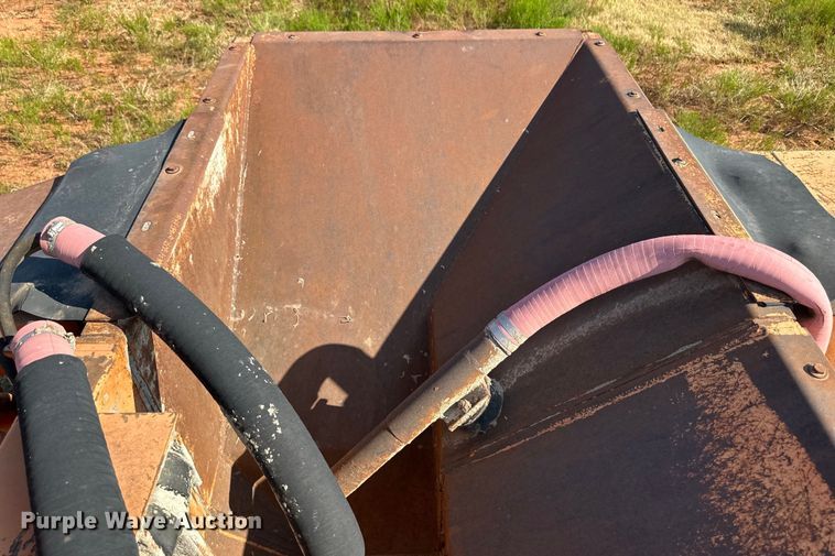 image for item OM9584 MBW CG100 curb machine