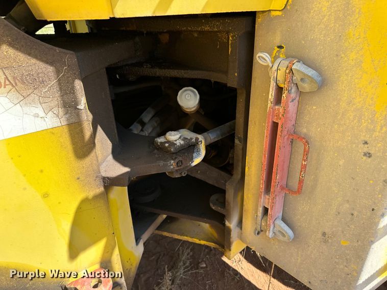 image for item OM9585 Kobelco WLK25 wheel loader