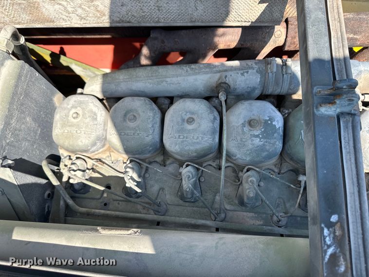 image for item OM9585 Kobelco WLK25 wheel loader