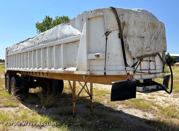 image for item OM9587 1975 Lufkin TD27 end dump trailer