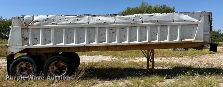 image for item OM9587 1975 Lufkin TD27 end dump trailer