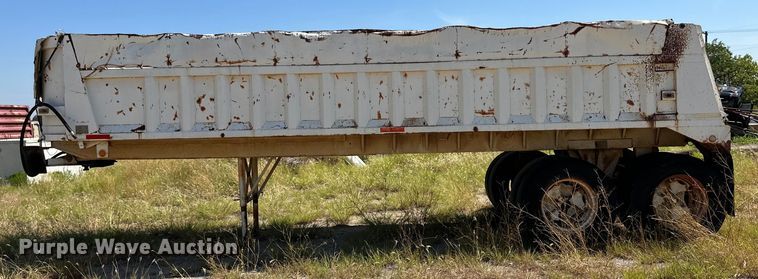 image for item OM9587 1975 Lufkin TD27 end dump trailer