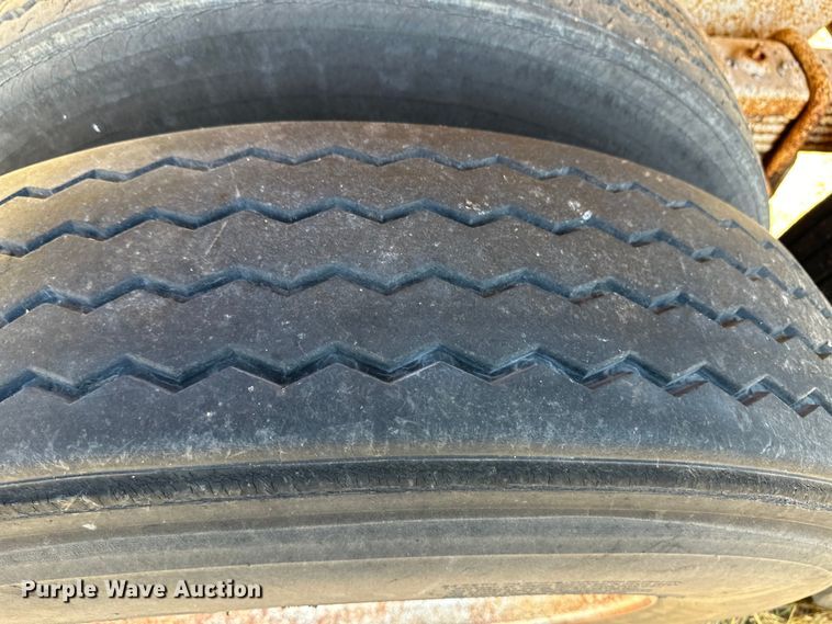 image for item OM9587 1975 Lufkin TD27 end dump trailer