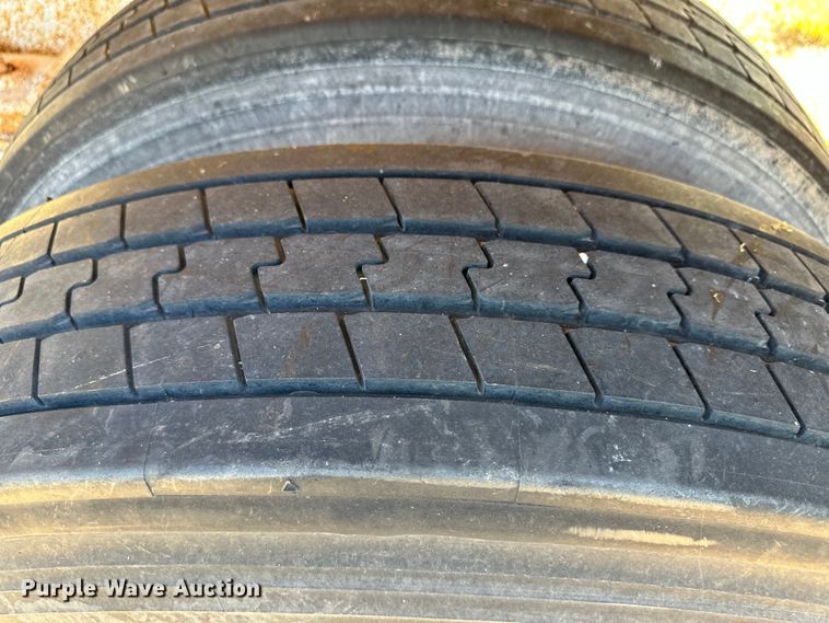 image for item OM9587 1975 Lufkin TD27 end dump trailer