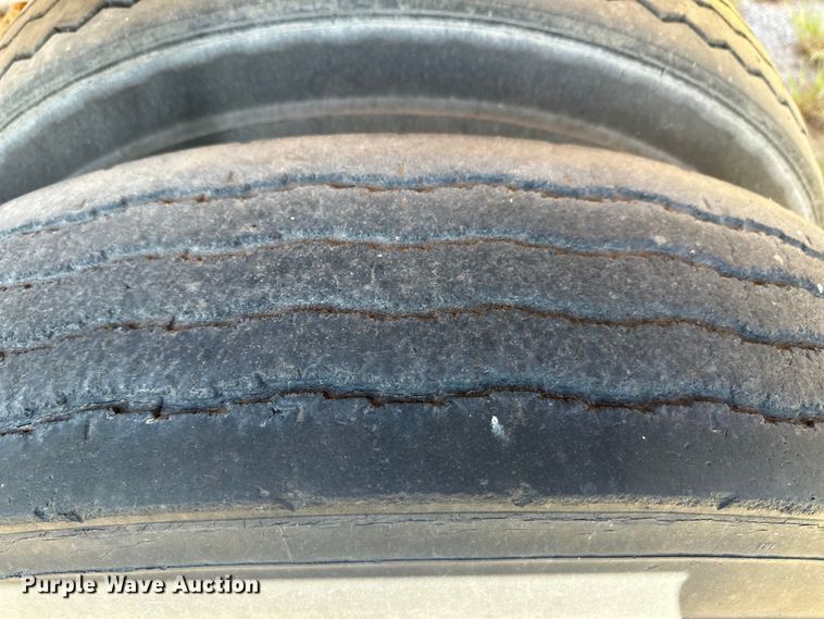 image for item OM9587 1975 Lufkin TD27 end dump trailer