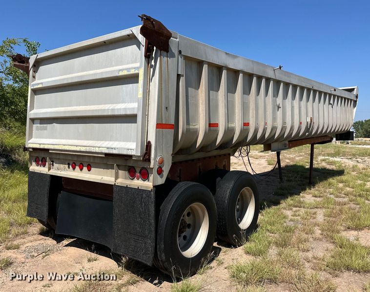 image for item OM9589 1998 Fruehauf end dump trailer