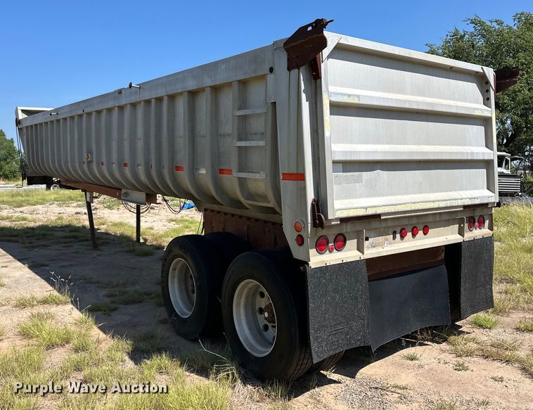 image for item OM9589 1998 Fruehauf end dump trailer