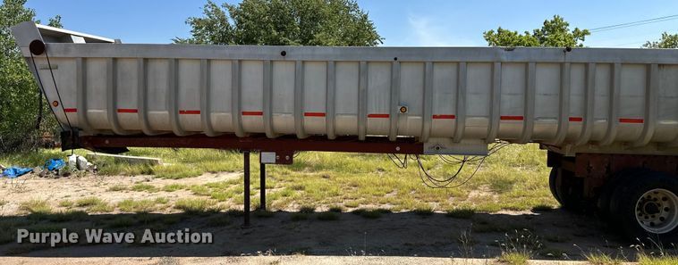 image for item OM9589 1998 Fruehauf end dump trailer