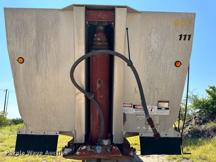 image for item OM9589 1998 Fruehauf end dump trailer