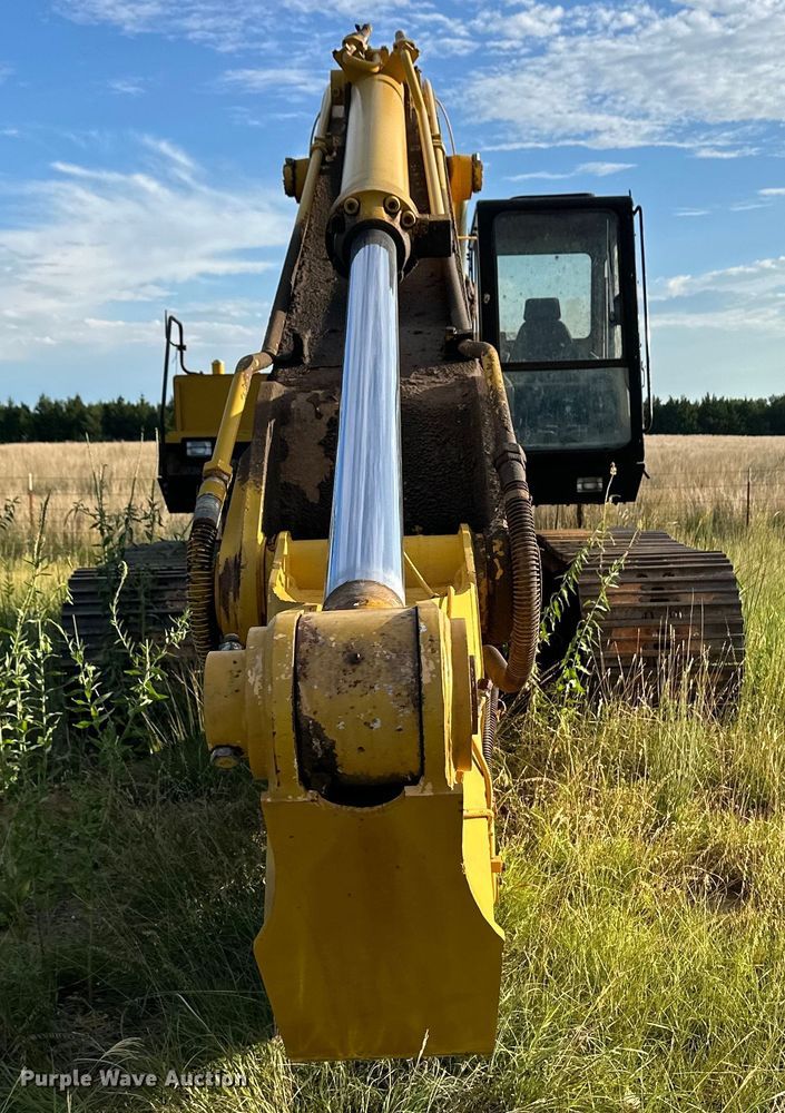 image for item OM9600 MDI Yutani MD320BLC excavator