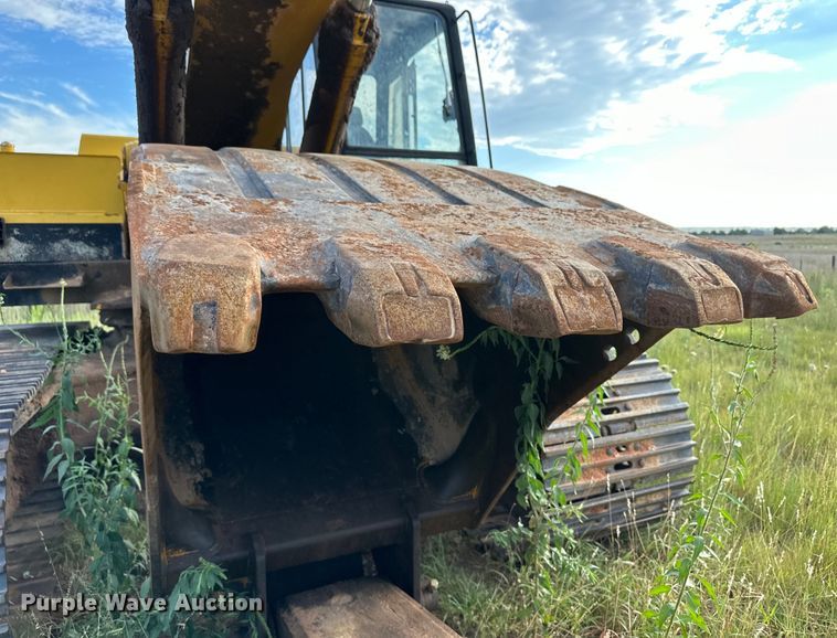 image for item OM9600 MDI Yutani MD320BLC excavator