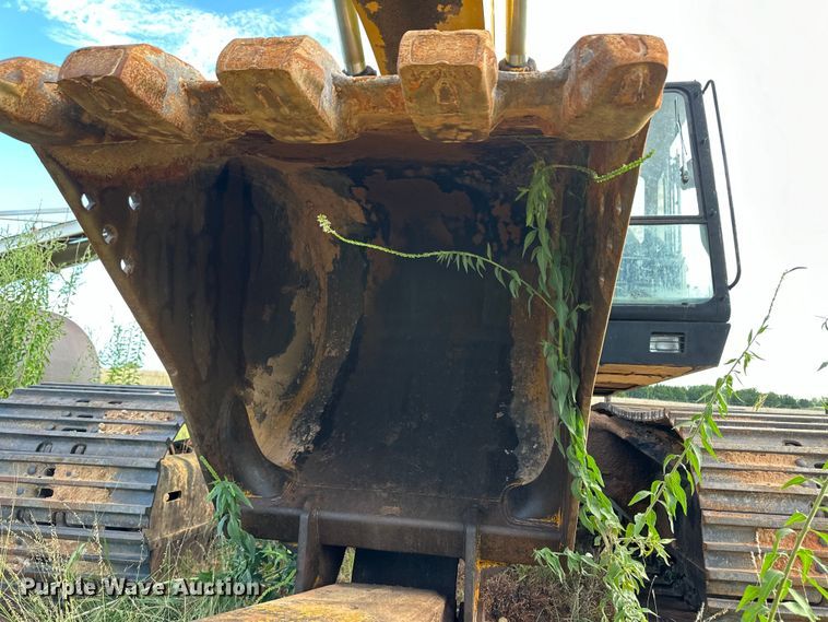 image for item OM9600 MDI Yutani MD320BLC excavator