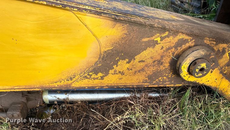 image for item OM9600 MDI Yutani MD320BLC excavator