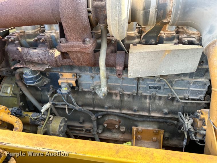 image for item OM9600 MDI Yutani MD320BLC excavator