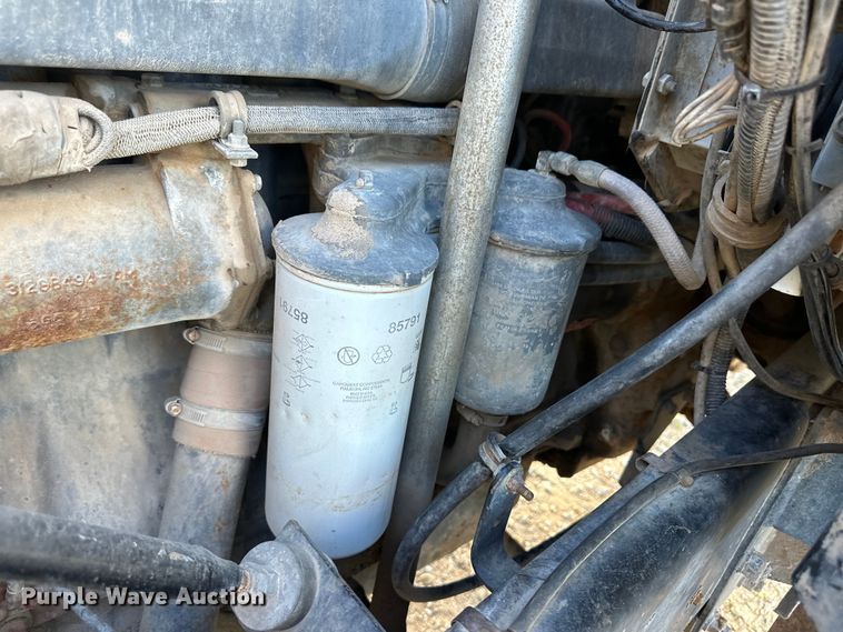 image for item OM9601 1996 Mack DM690S ready mix truck