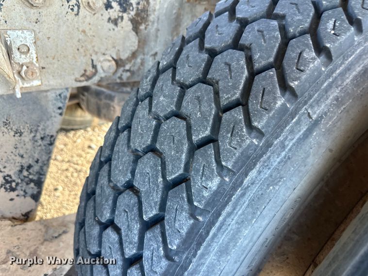 image for item OM9601 1996 Mack DM690S ready mix truck