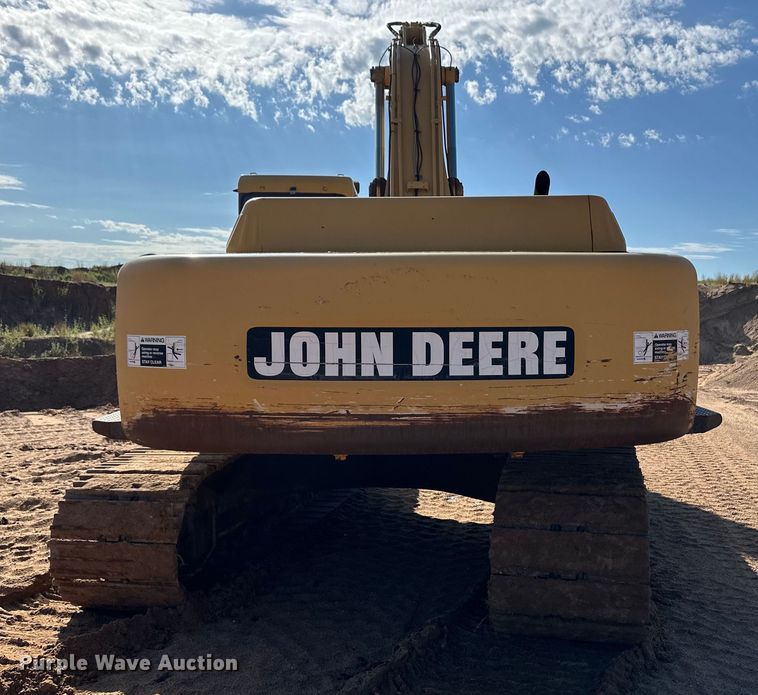 image for item OM9602 1997 John Deere 892E LC excavator