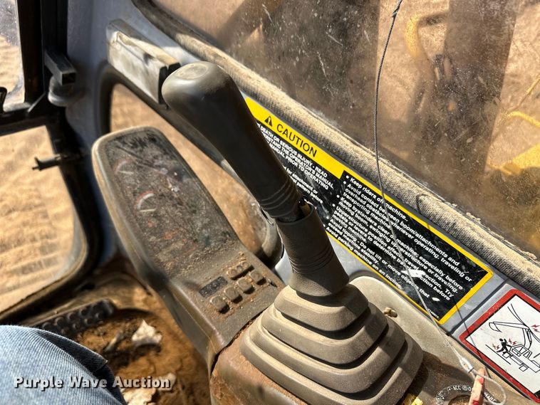 image for item OM9602 1997 John Deere 892E LC excavator