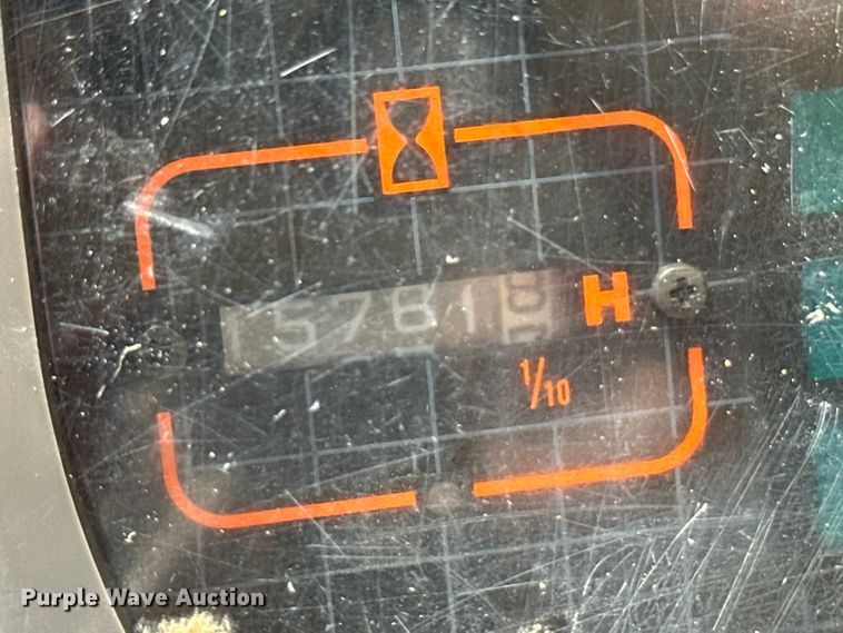 image for item OM9602 1997 John Deere 892E LC excavator