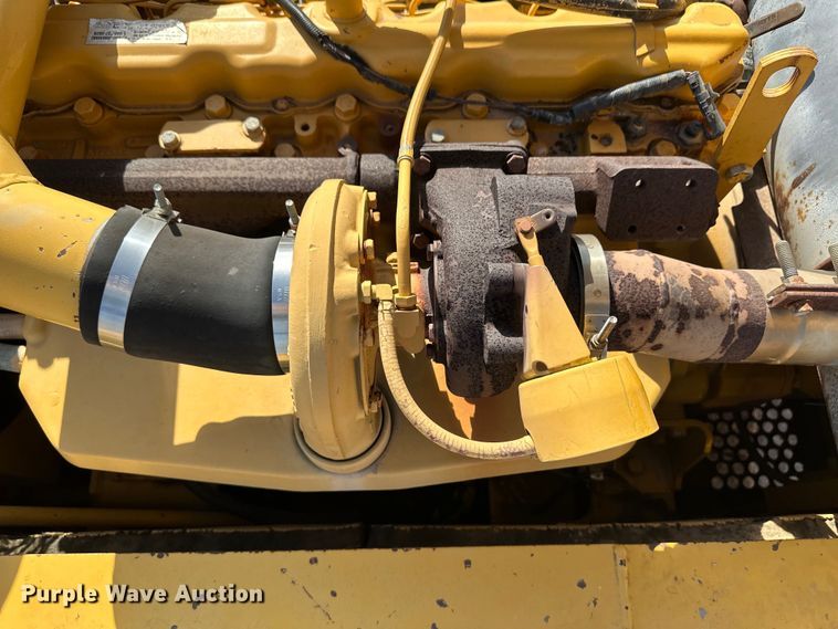 image for item OM9602 1997 John Deere 892E LC excavator