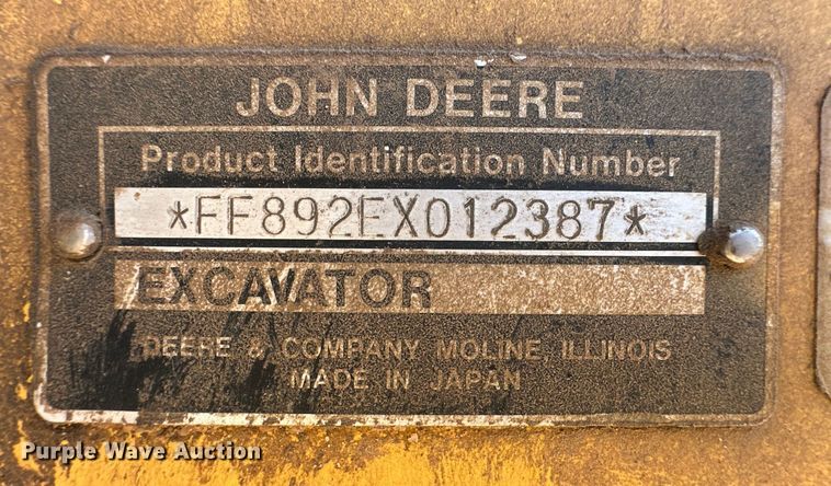 image for item OM9602 1997 John Deere 892E LC excavator