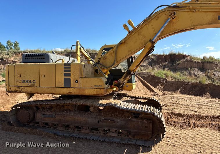 image for item OM9603 1996 Komatsu PC300LC-6 excavator