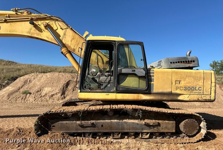image for item OM9603 1996 Komatsu PC300LC-6 excavator