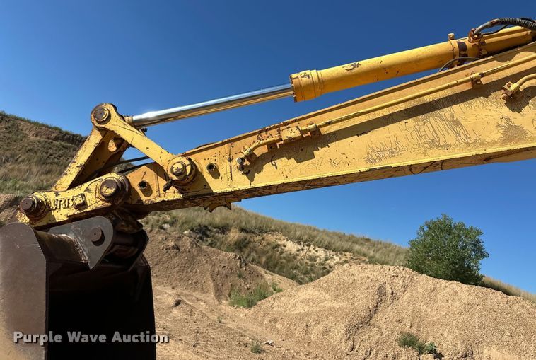 image for item OM9603 1996 Komatsu PC300LC-6 excavator